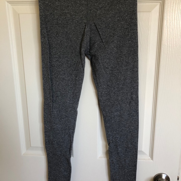 SO Heathered Gray Leggings Juniors Women's Small - Picture 4 of 6